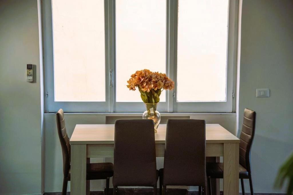 Campania Apartment Pompei Luxury - 150M Dalla Stazione - 5Km Da Pompei Poggiomarino Dış mekan fotoğraf