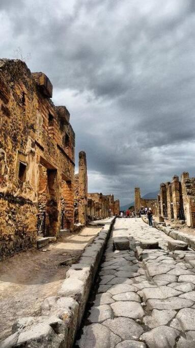Campania Apartment Pompei Luxury - 150M Dalla Stazione - 5Km Da Pompei Poggiomarino Dış mekan fotoğraf